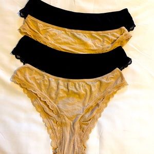 Victoria’s Secret 5 pairs of Low Rise Cheeky